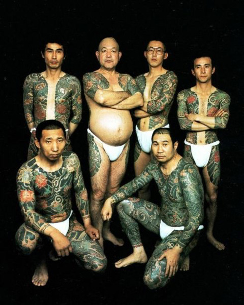 Tetovált japán férfiak
