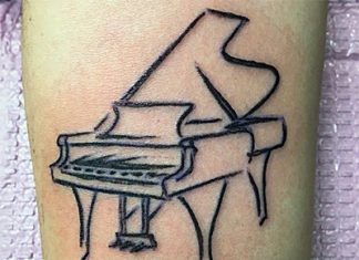 Zongora tetoválás