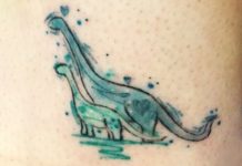 Dinoszaurusz tetoválás